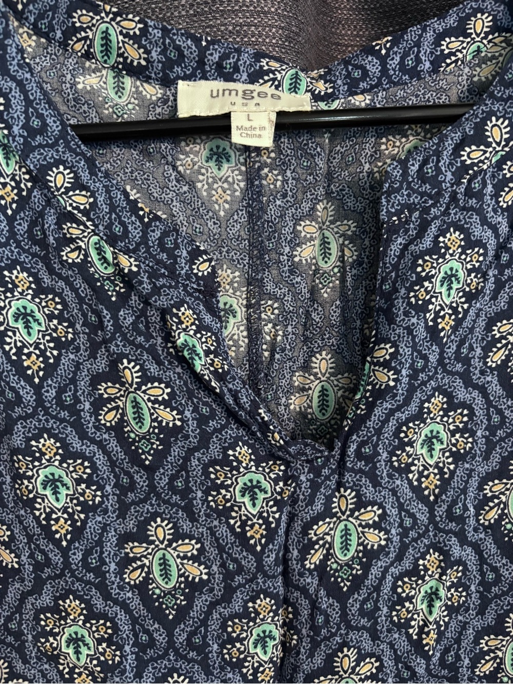 Umgee Blue Floral V-Neck Tunic Top - Picture 3 of 5